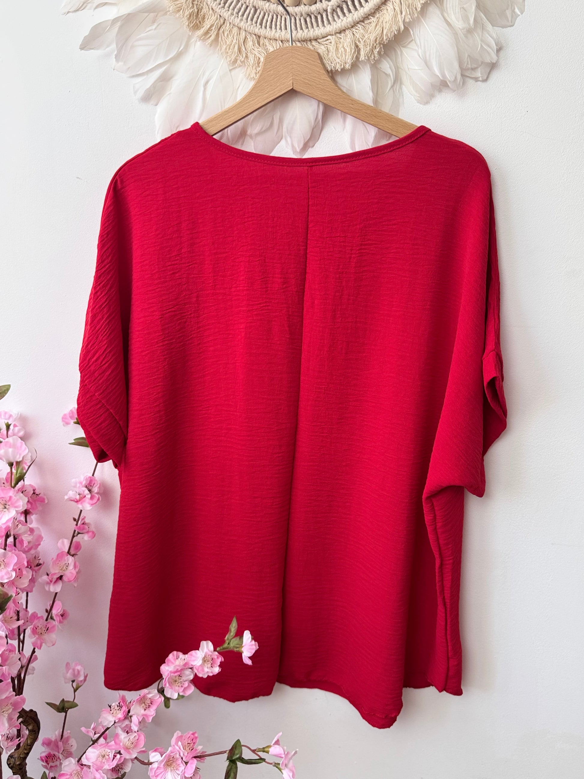Blouse fleurs bijoux rouge vif TU 44/50