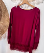 Top dentelle rouge grenat TU 40/46 et 46/50