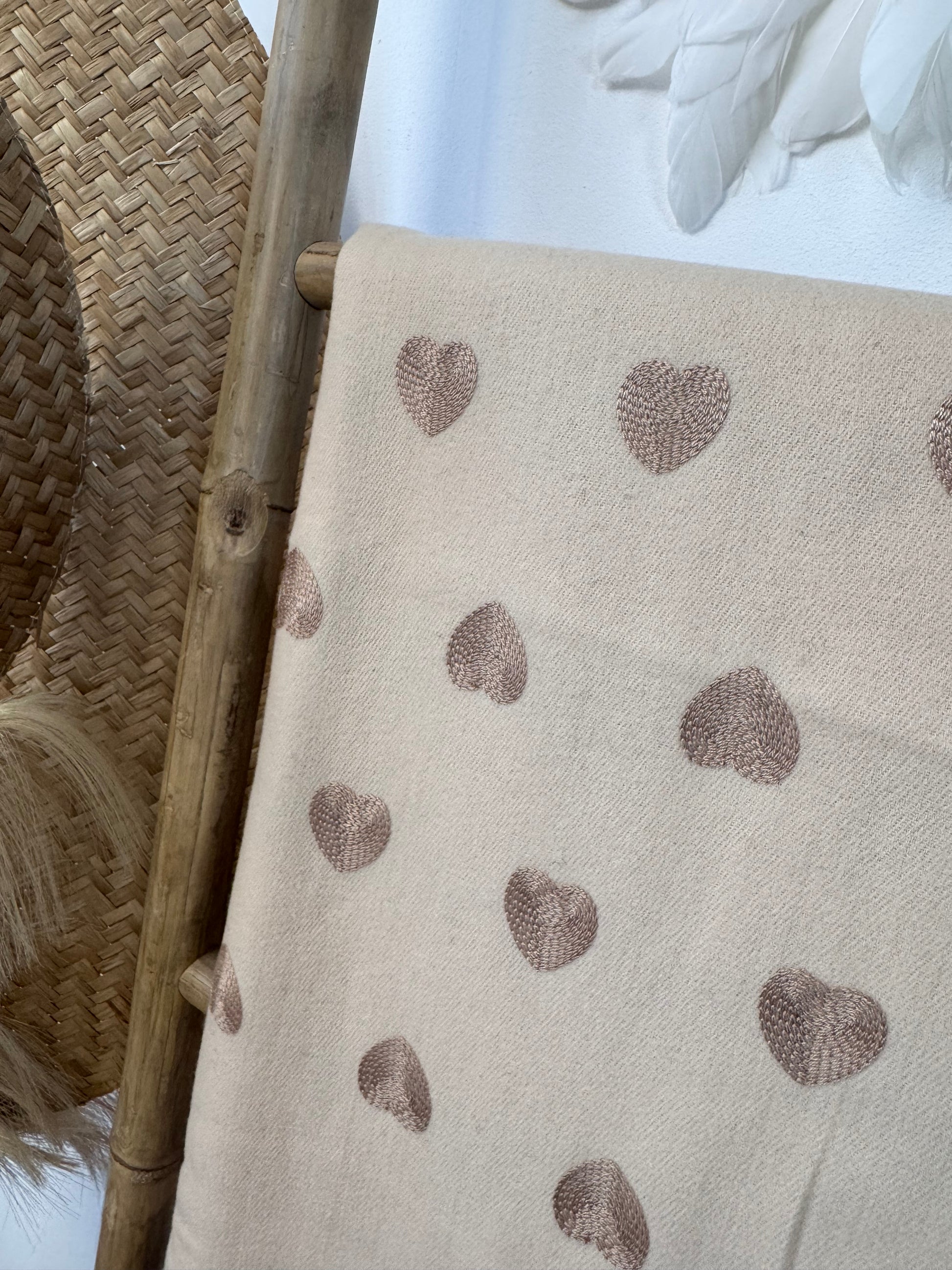 Écharpe beige love