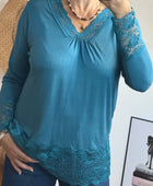 Top dentelle bleu pétrol