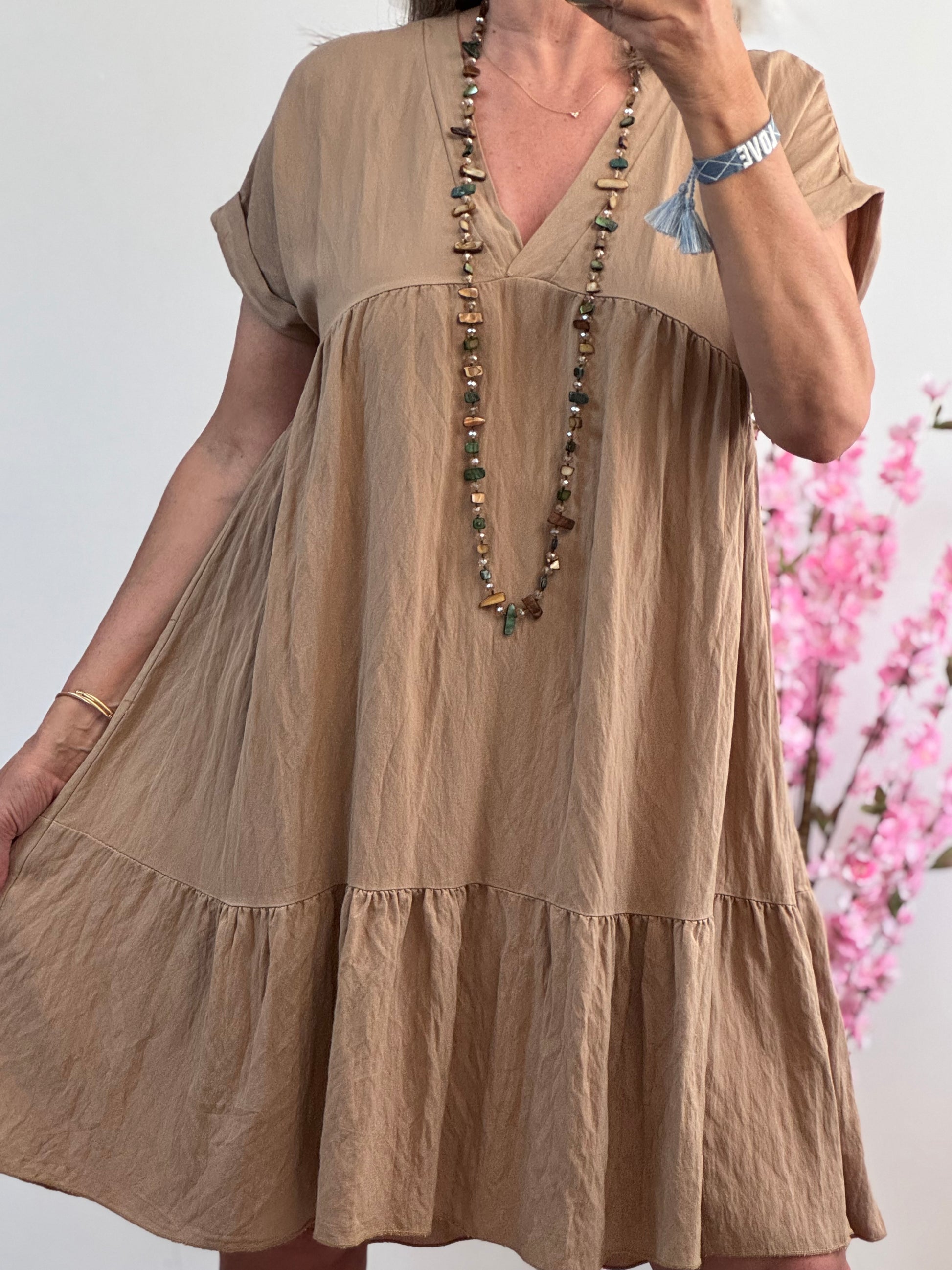 Robe Lison beige camel