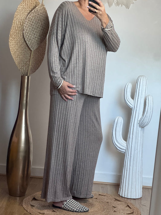 Ensemble cocooning taupe