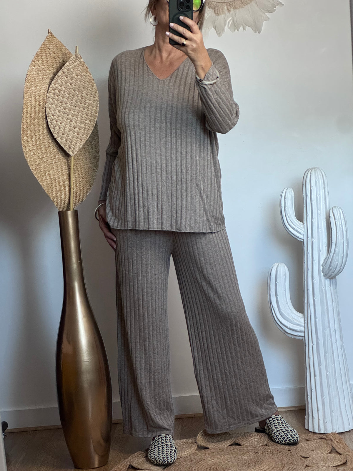 Ensemble cocooning taupe