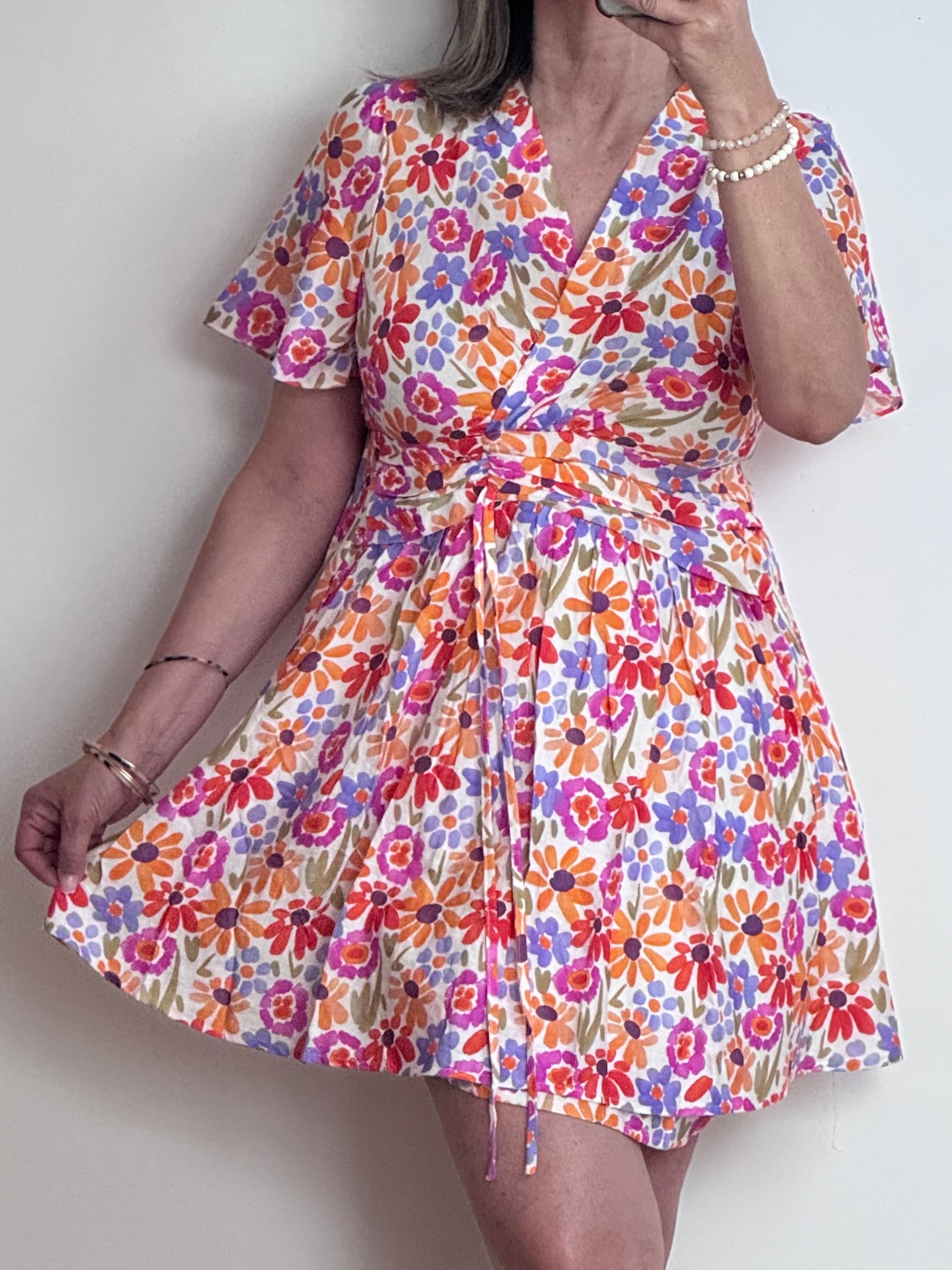 Robe courte fleurs multicolores
