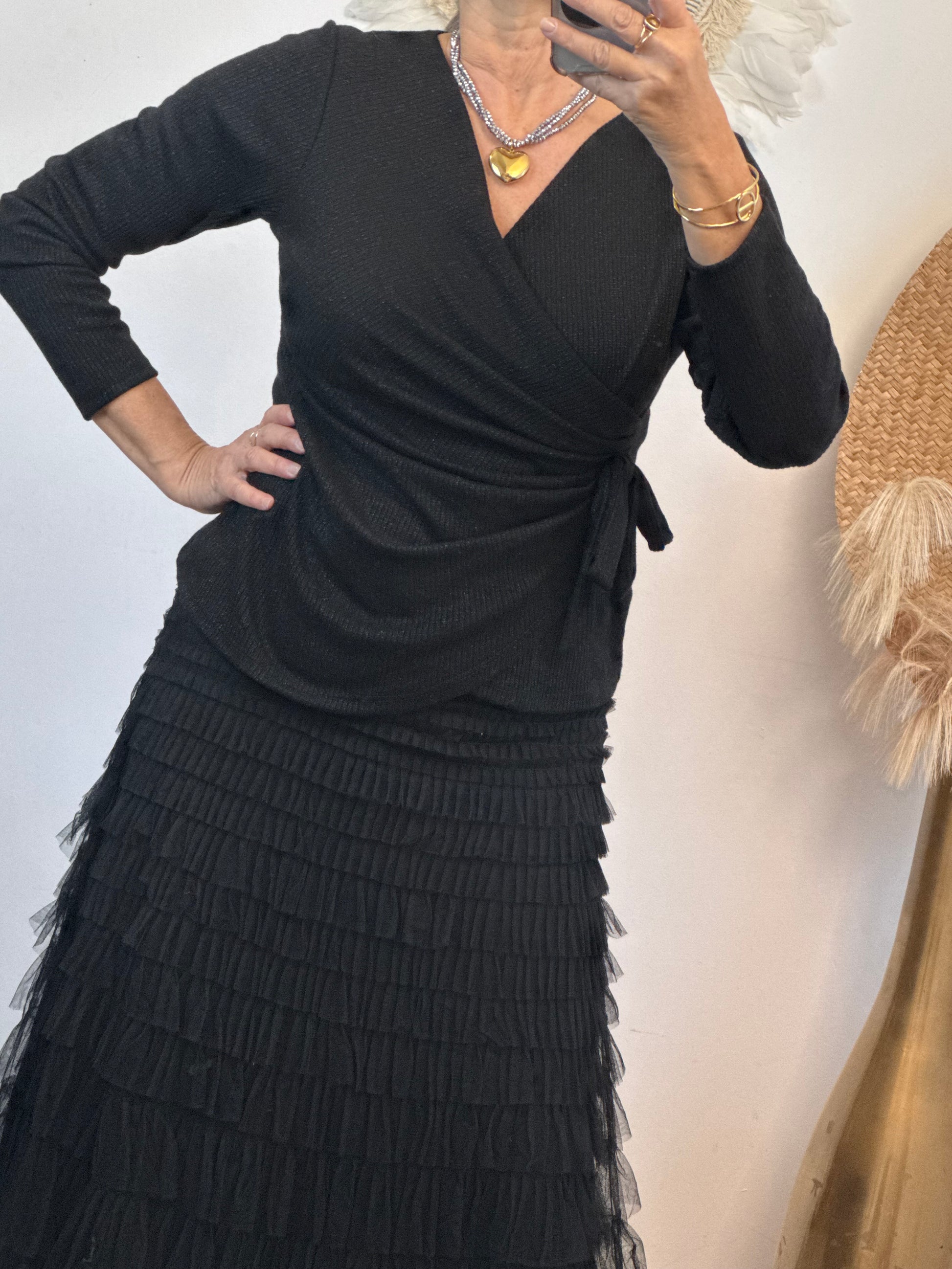 Top chic noir brillant