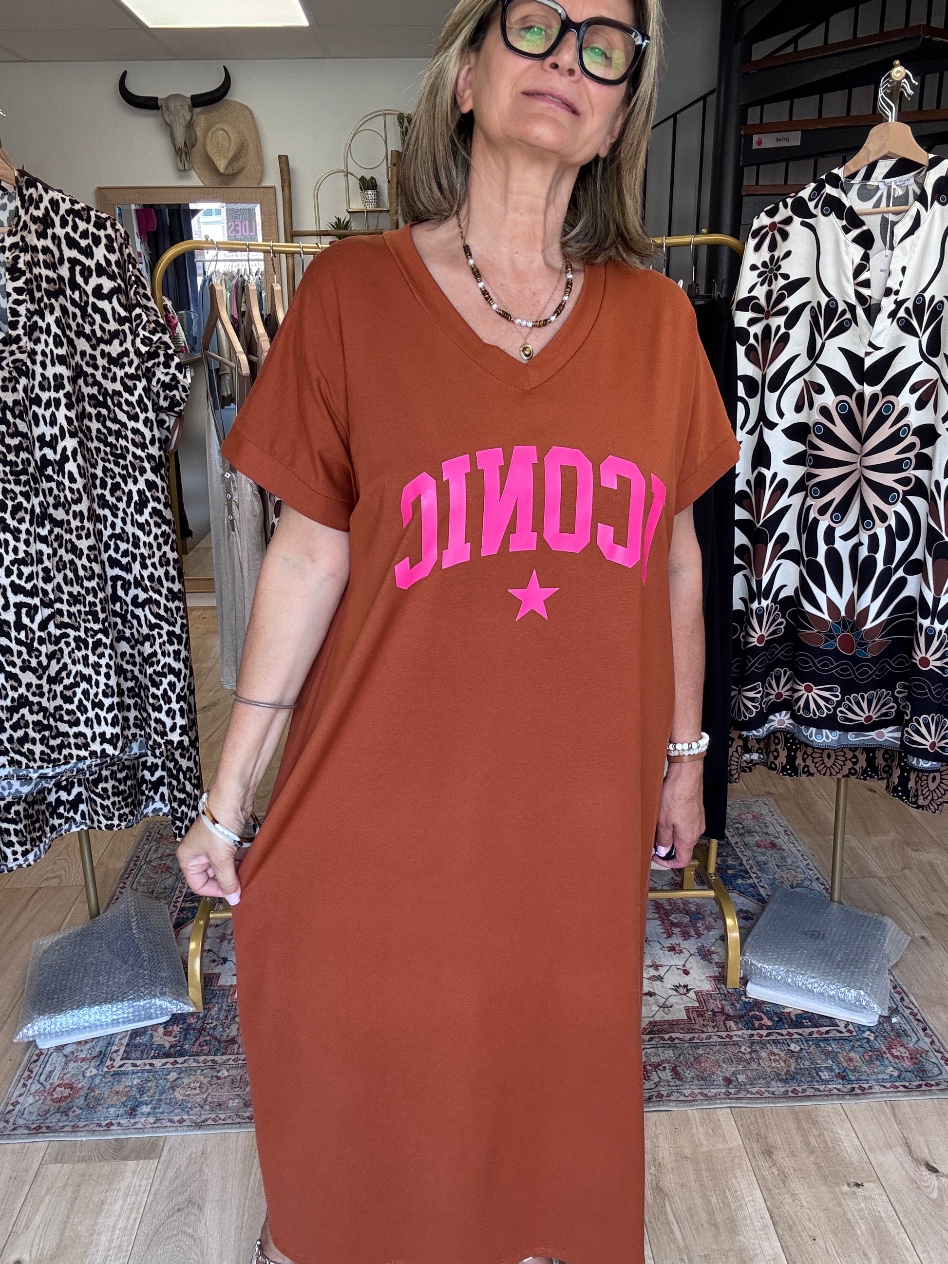 Robe teeshirt terracotta iconic