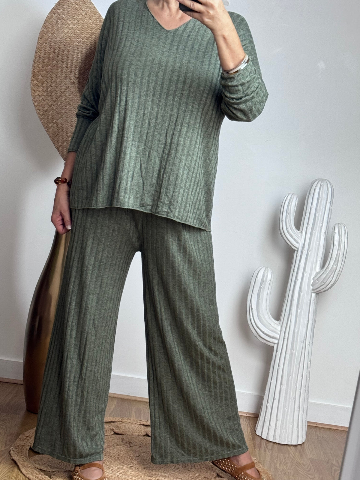 Ensemble cocooning kaki