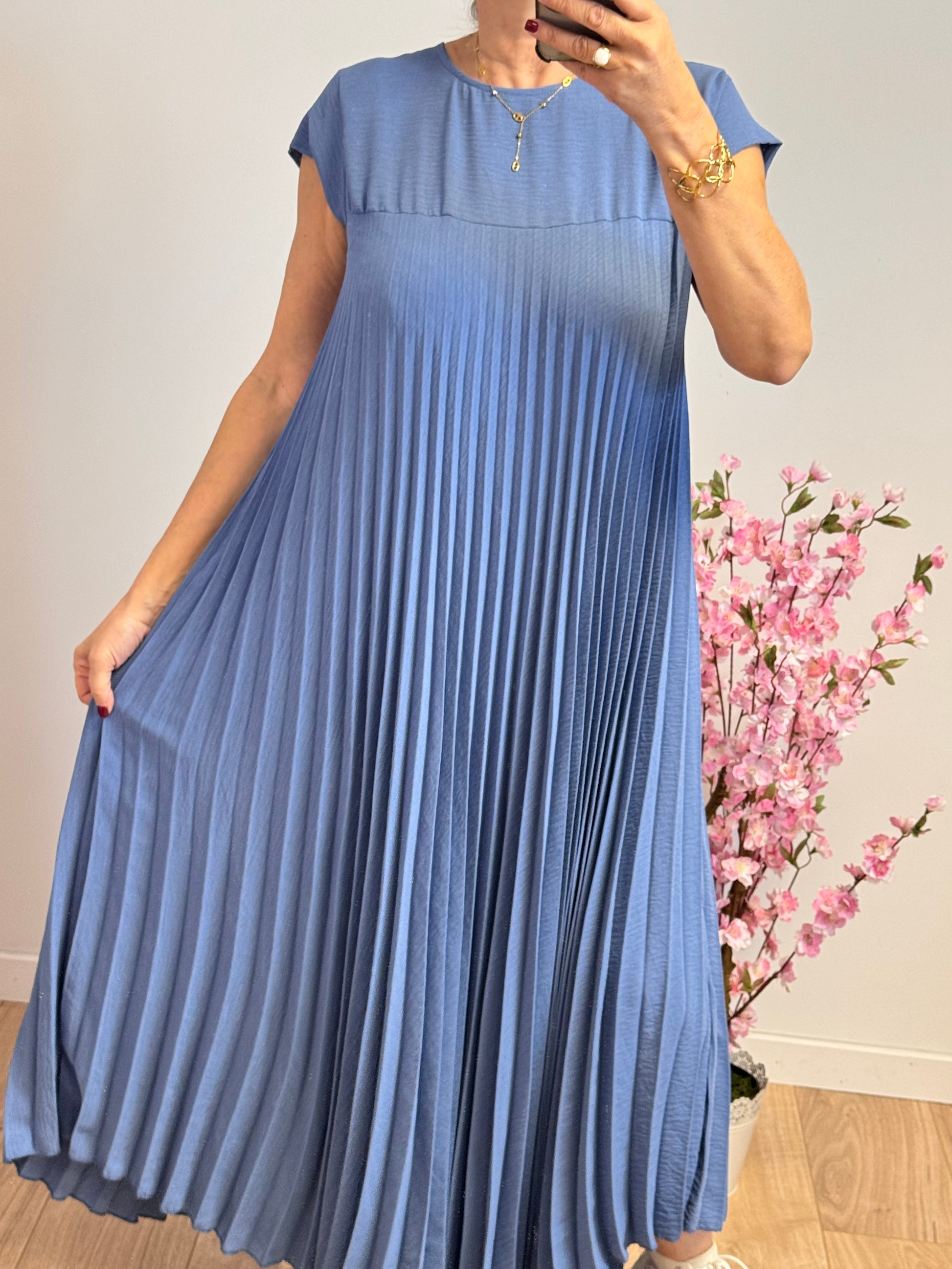 Robe longue plissée bleue