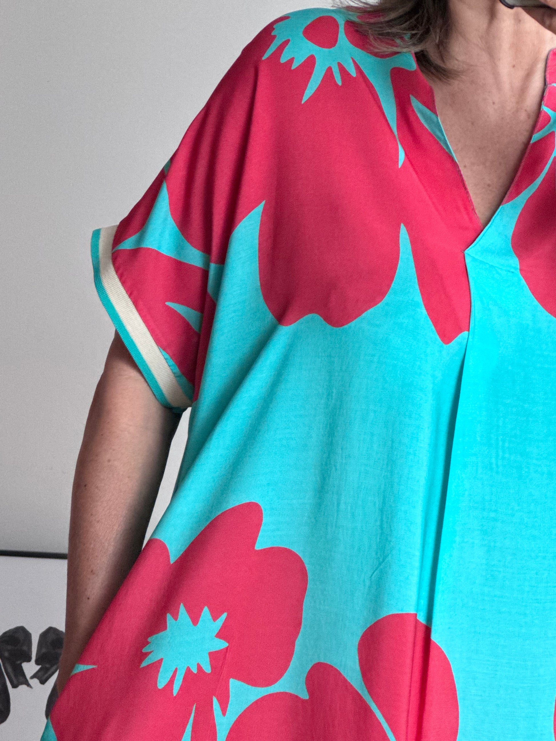 Robe florale turquoise /rouge TU 40/48
