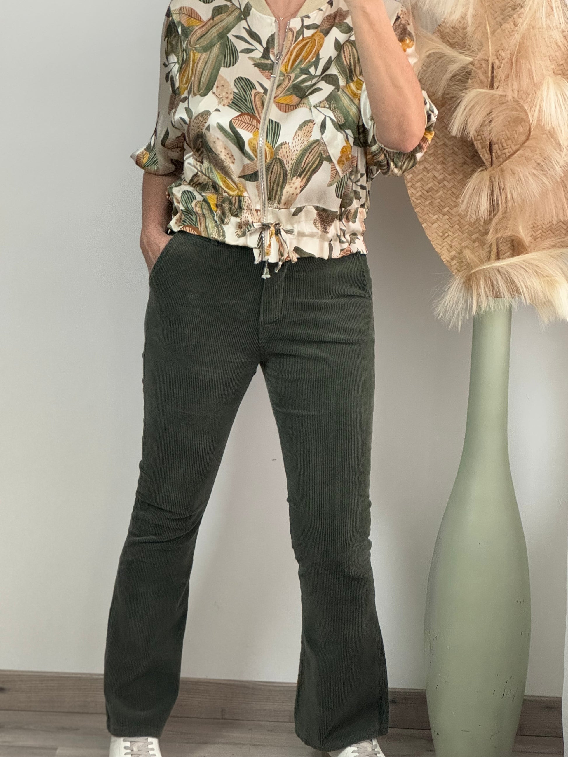 Pantalon Flare velours kaki