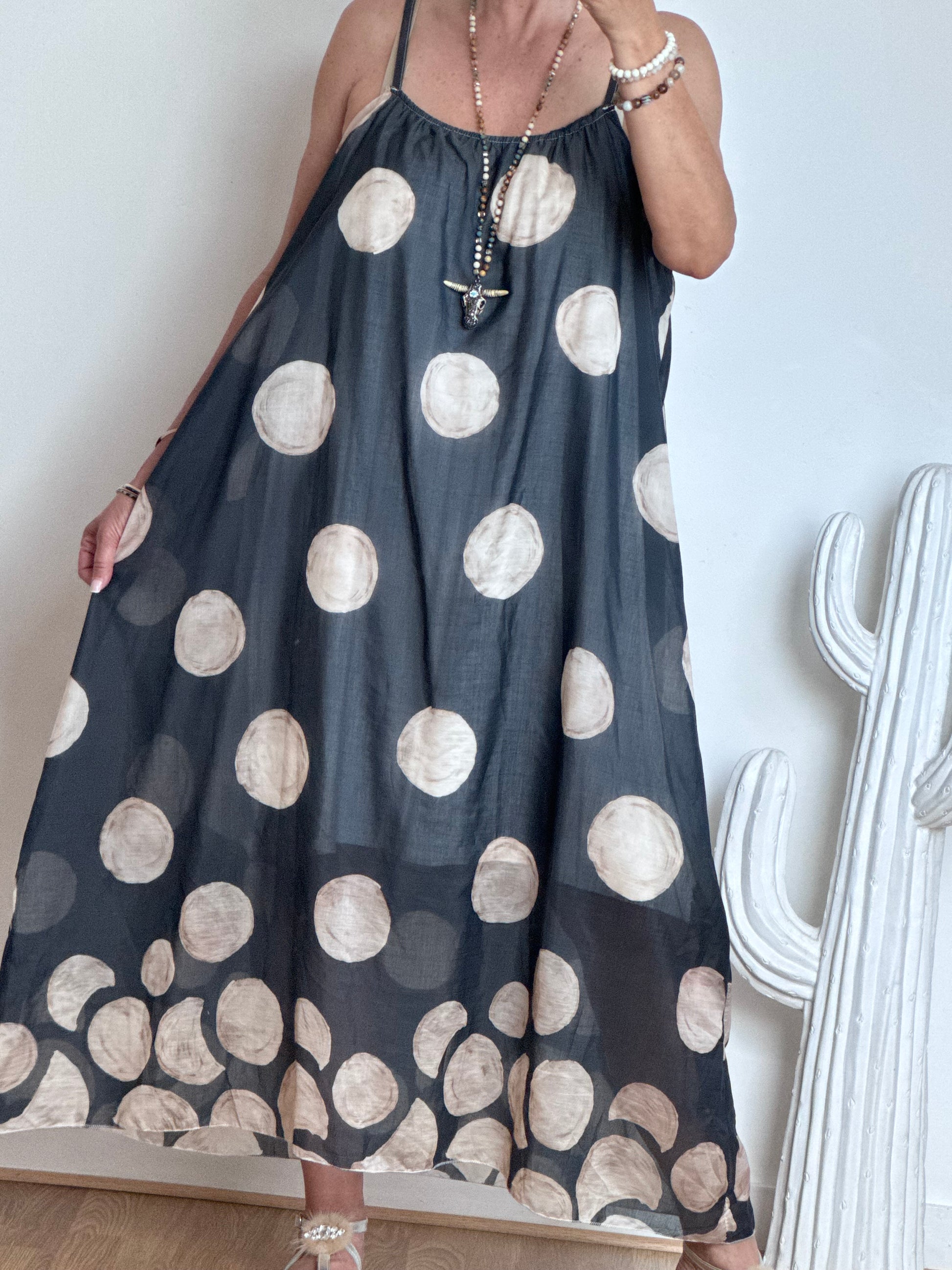 Robe à pois fond marine