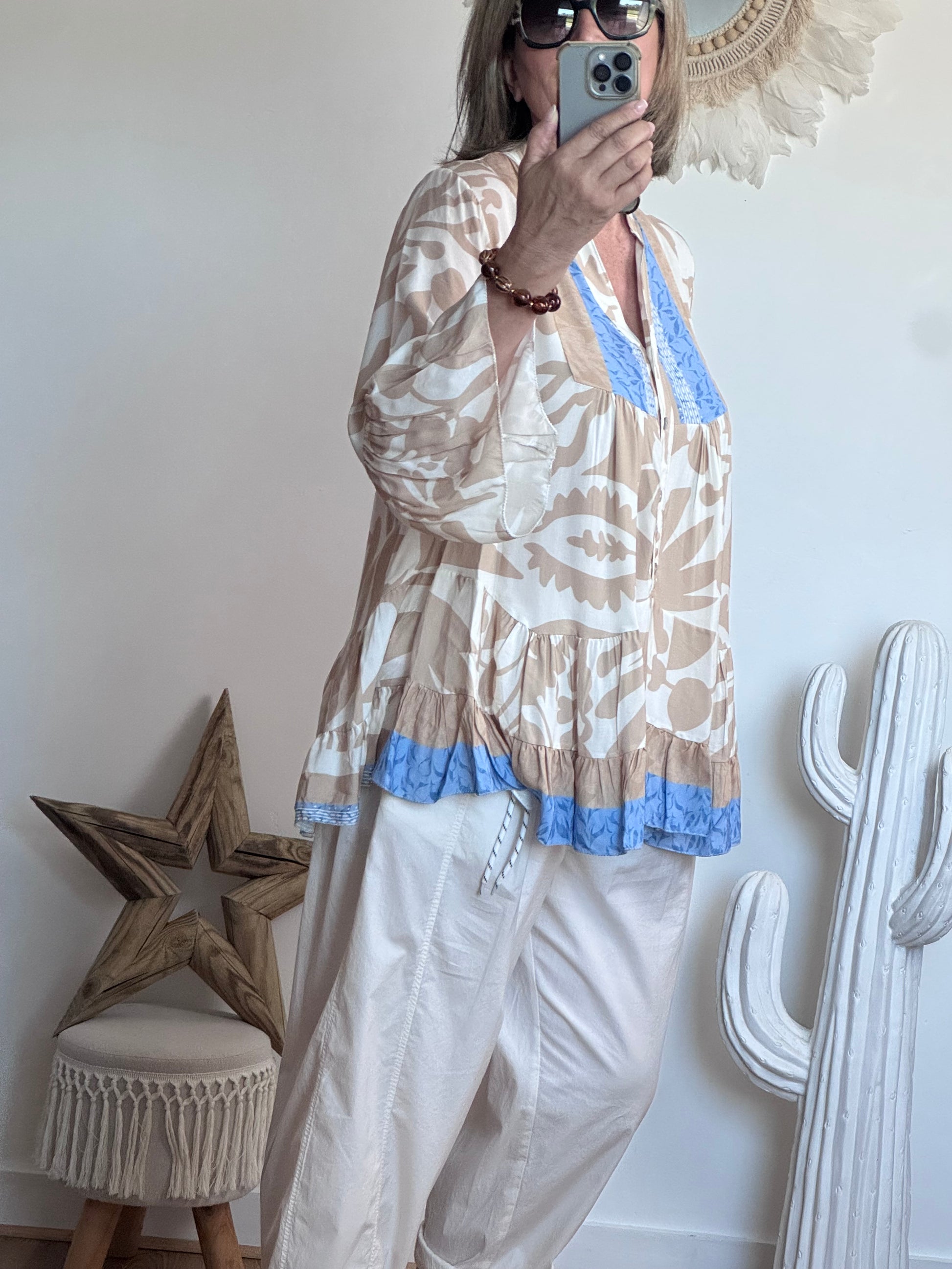 Blouse camélia beige