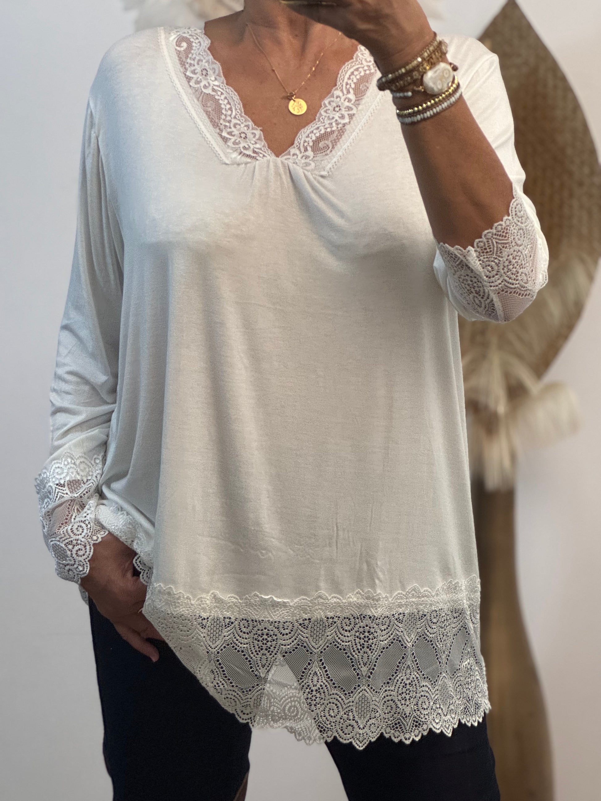 Top dentelle blanc TU 40/46 et TU 46/50