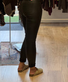Pantalon jean skinny enduit noir du 38 au 50