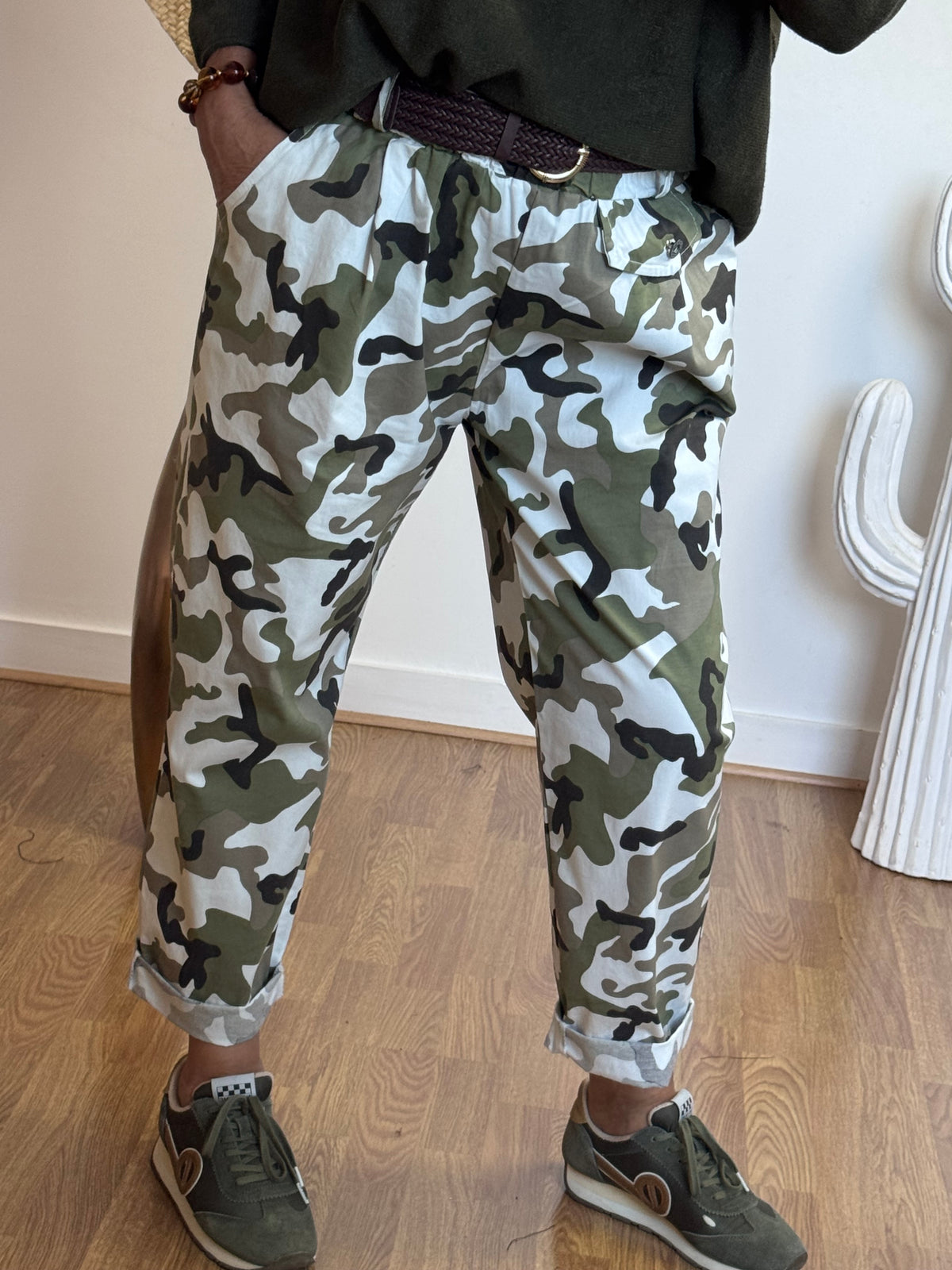 Pantalon camouflage jolie forme 42/50