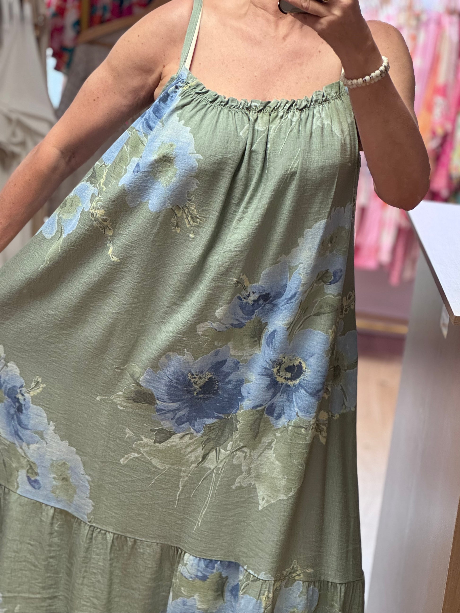 Robe fleurie kaki