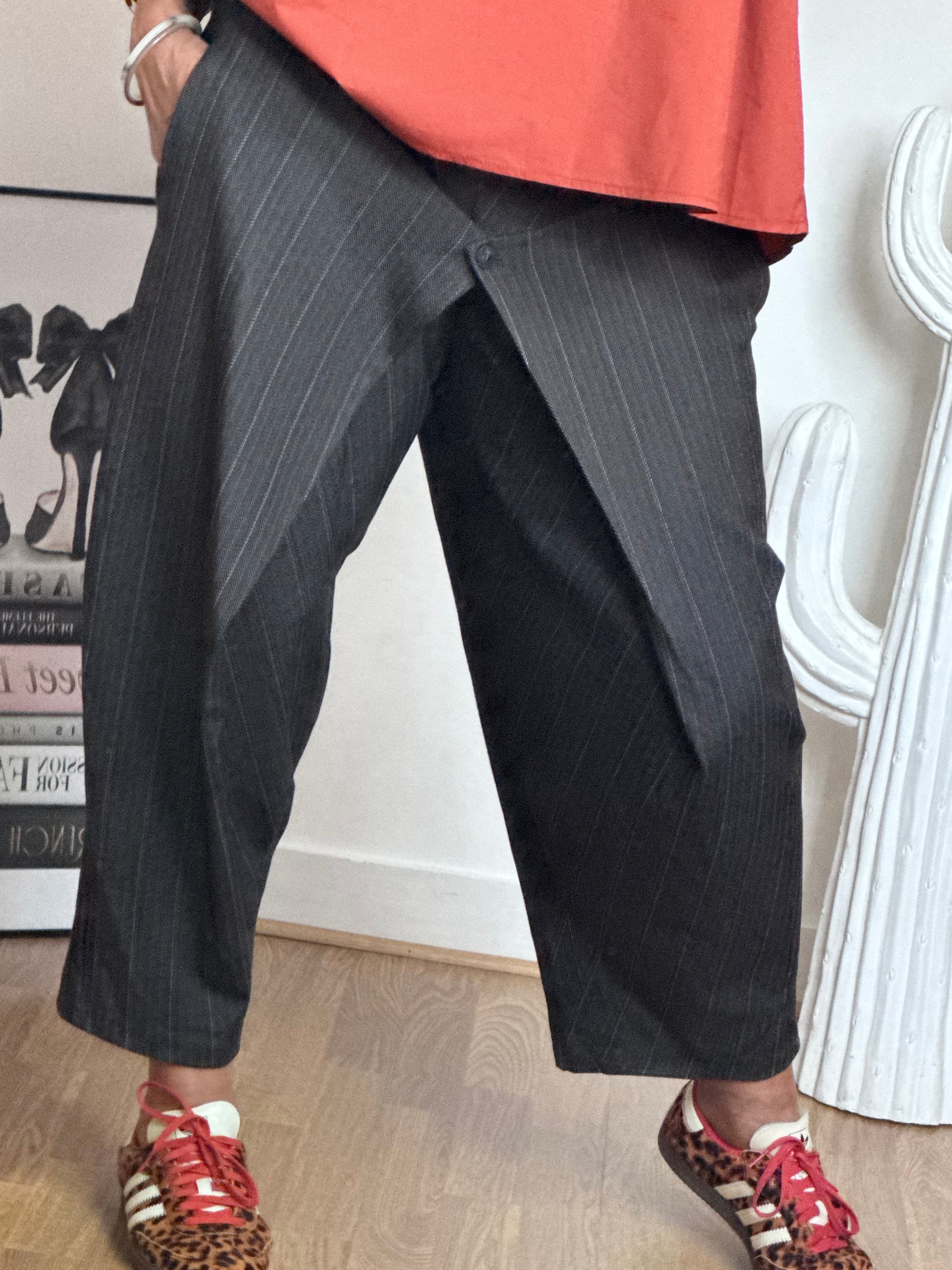 Pantalon Alan marron fines rayures TU 38/48