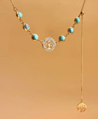 Collier Arbre de Vie Doré – Pierres Turquoises et Pendentifs Symboliques