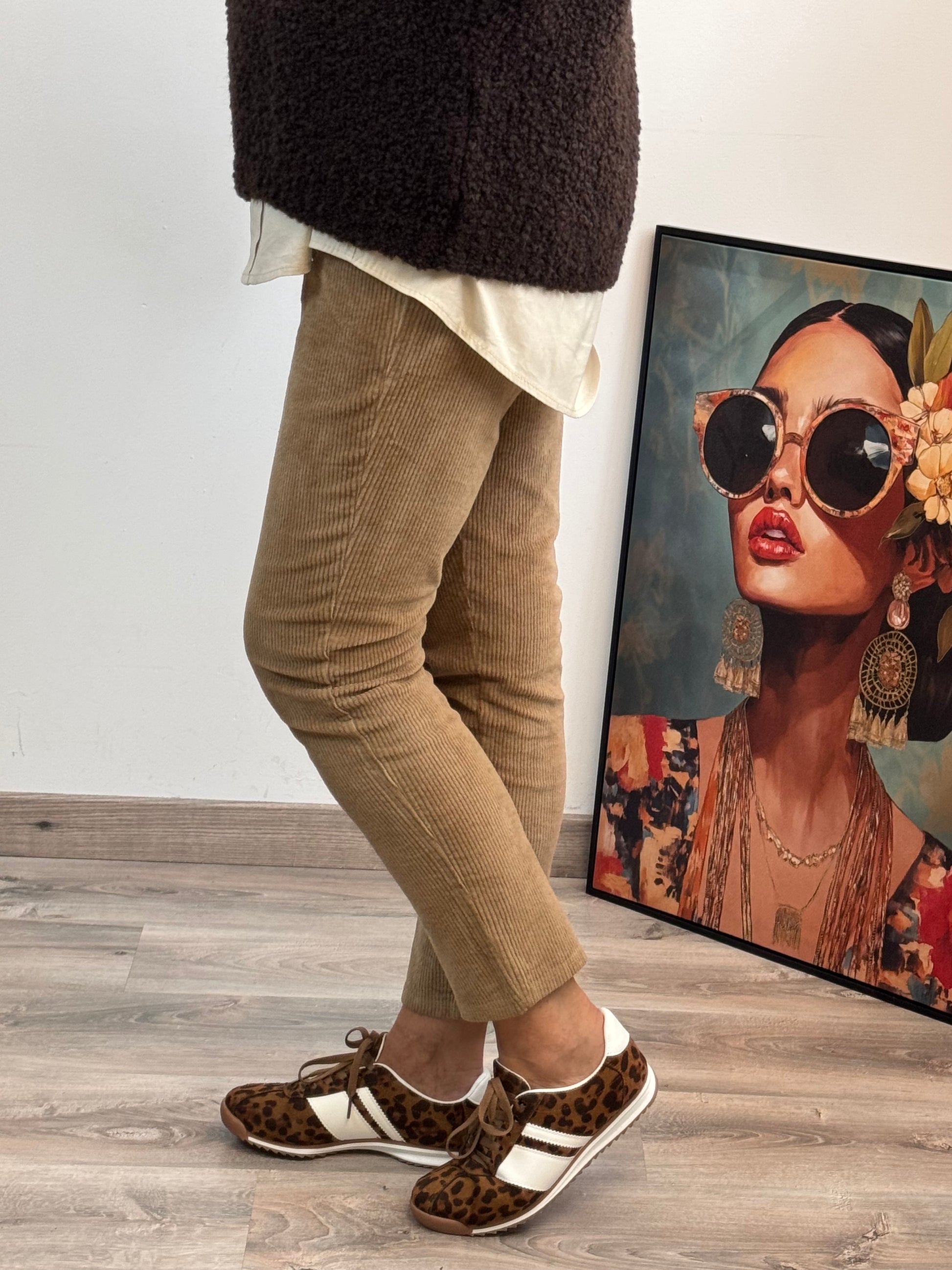 Pantalon velours côtelé camel taille du 38 au 46