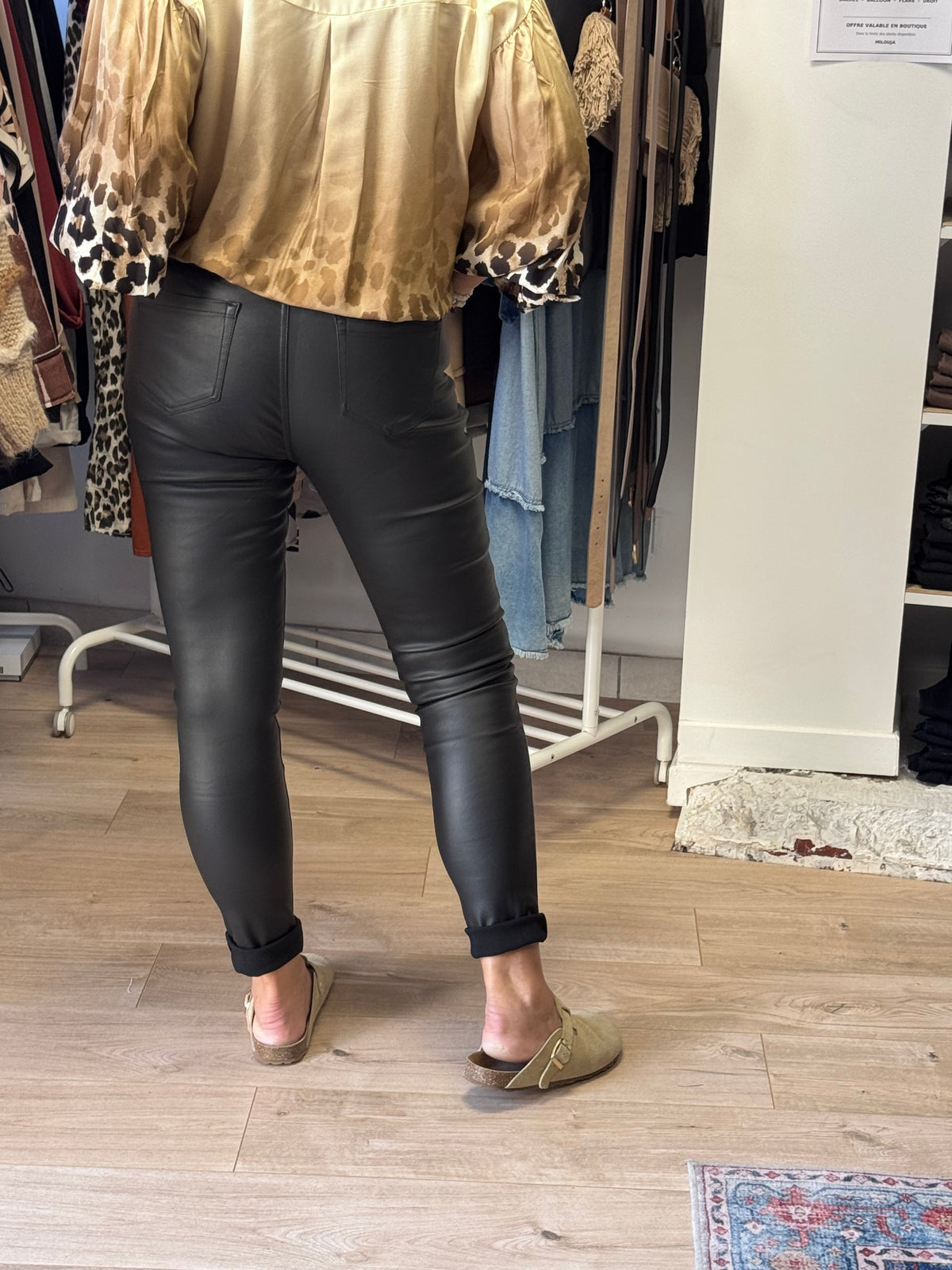 Pantalon jean skinny enduit noir du 38 au 50