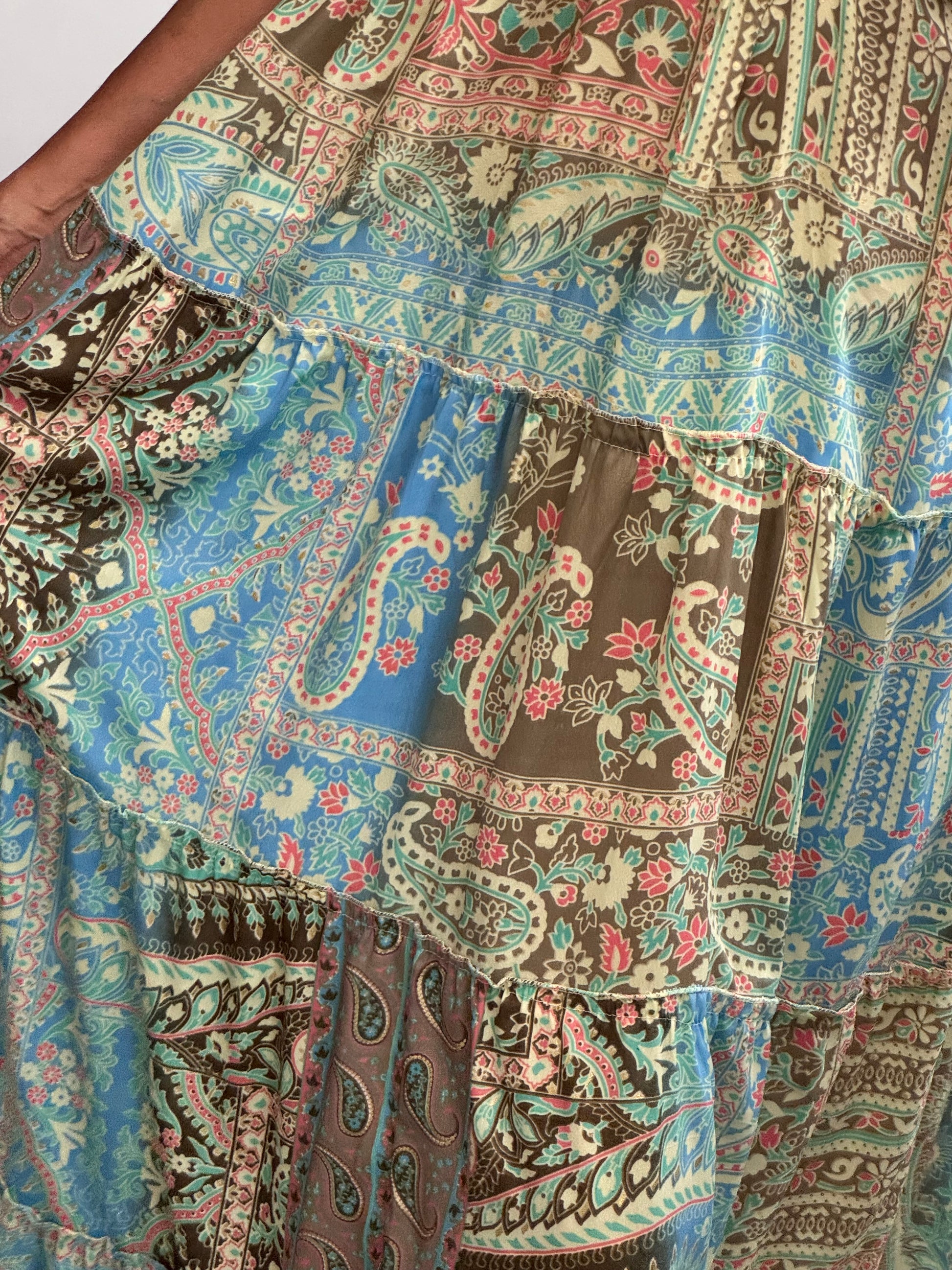 Robe en soie à bretelles