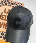 Casquette similicuir noire