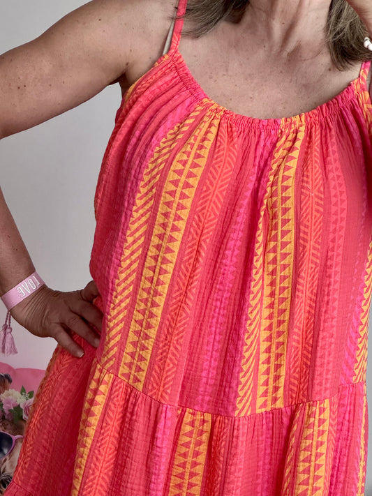 Robe d’été fond corail