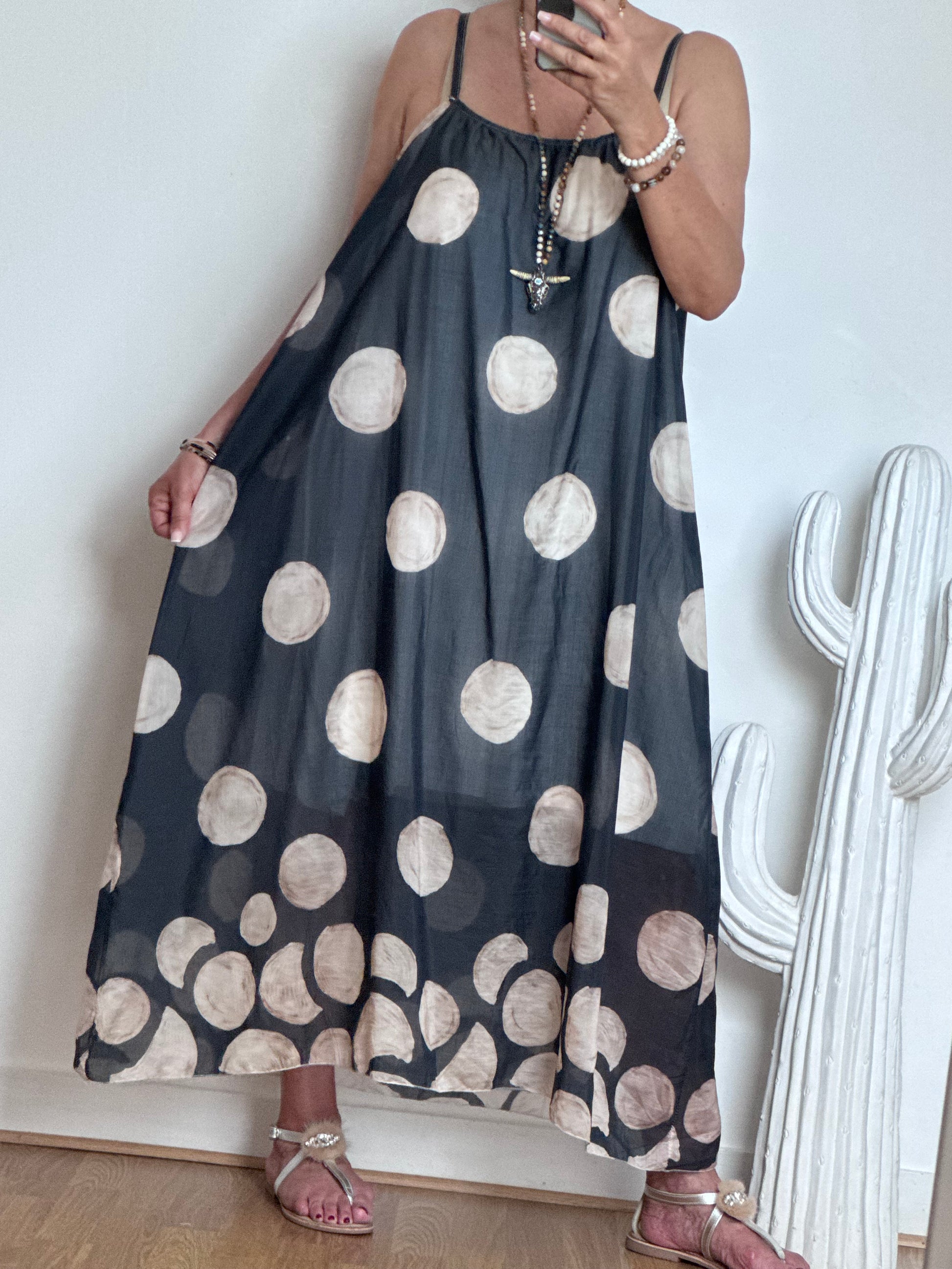 Robe à pois fond marine