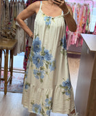 Robe longue fleurie blanche