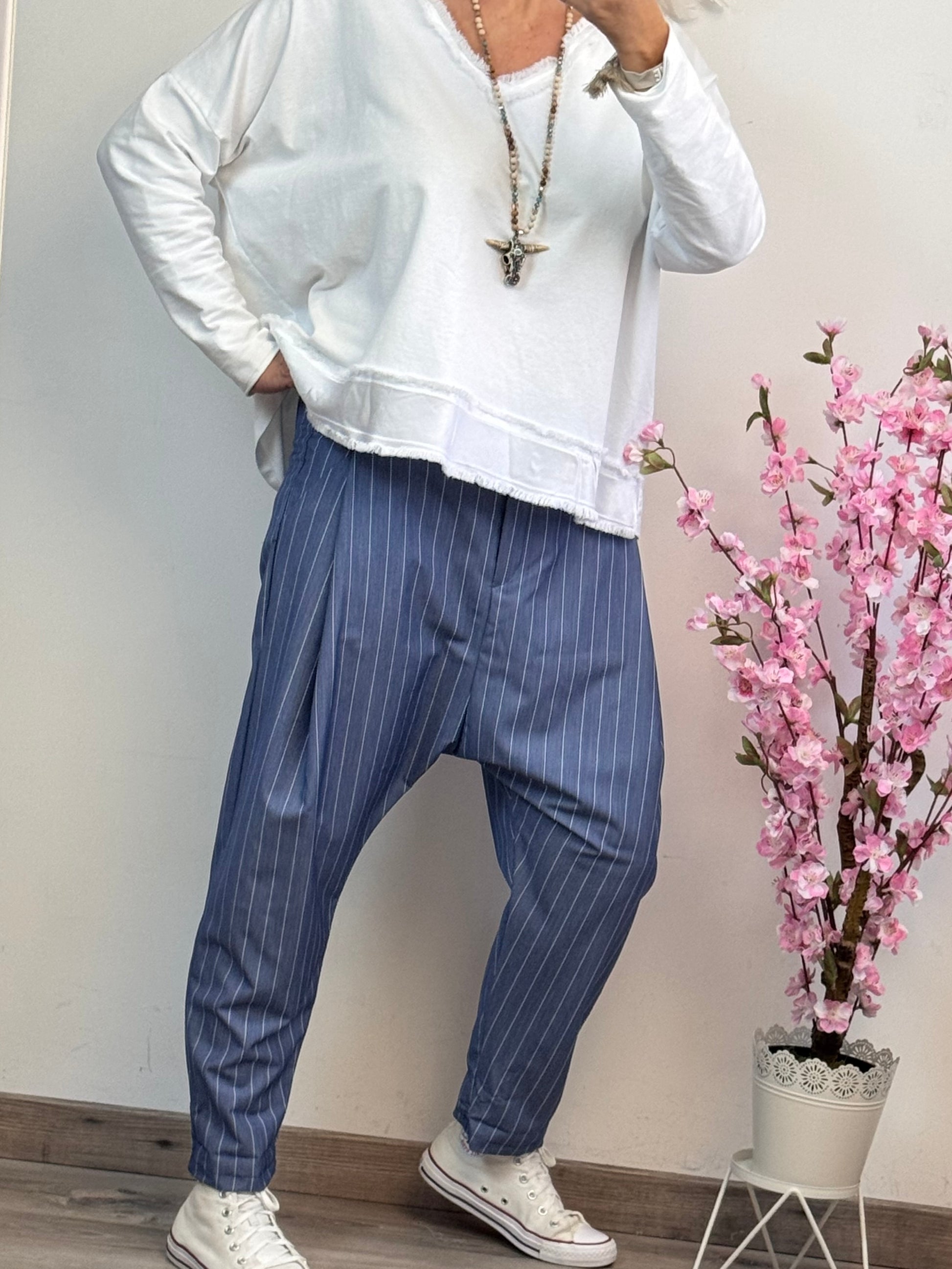 Pantalon saroual bleu rayé