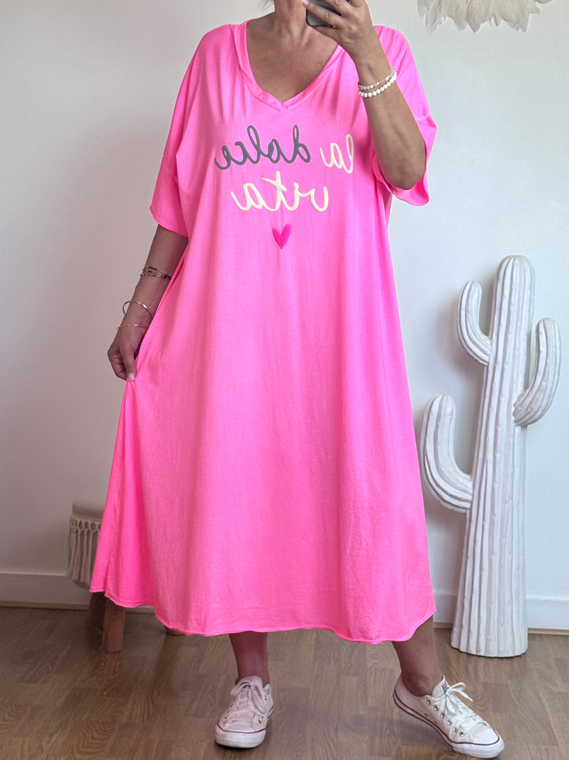 Robe teeshirt rose fluo jolie forme