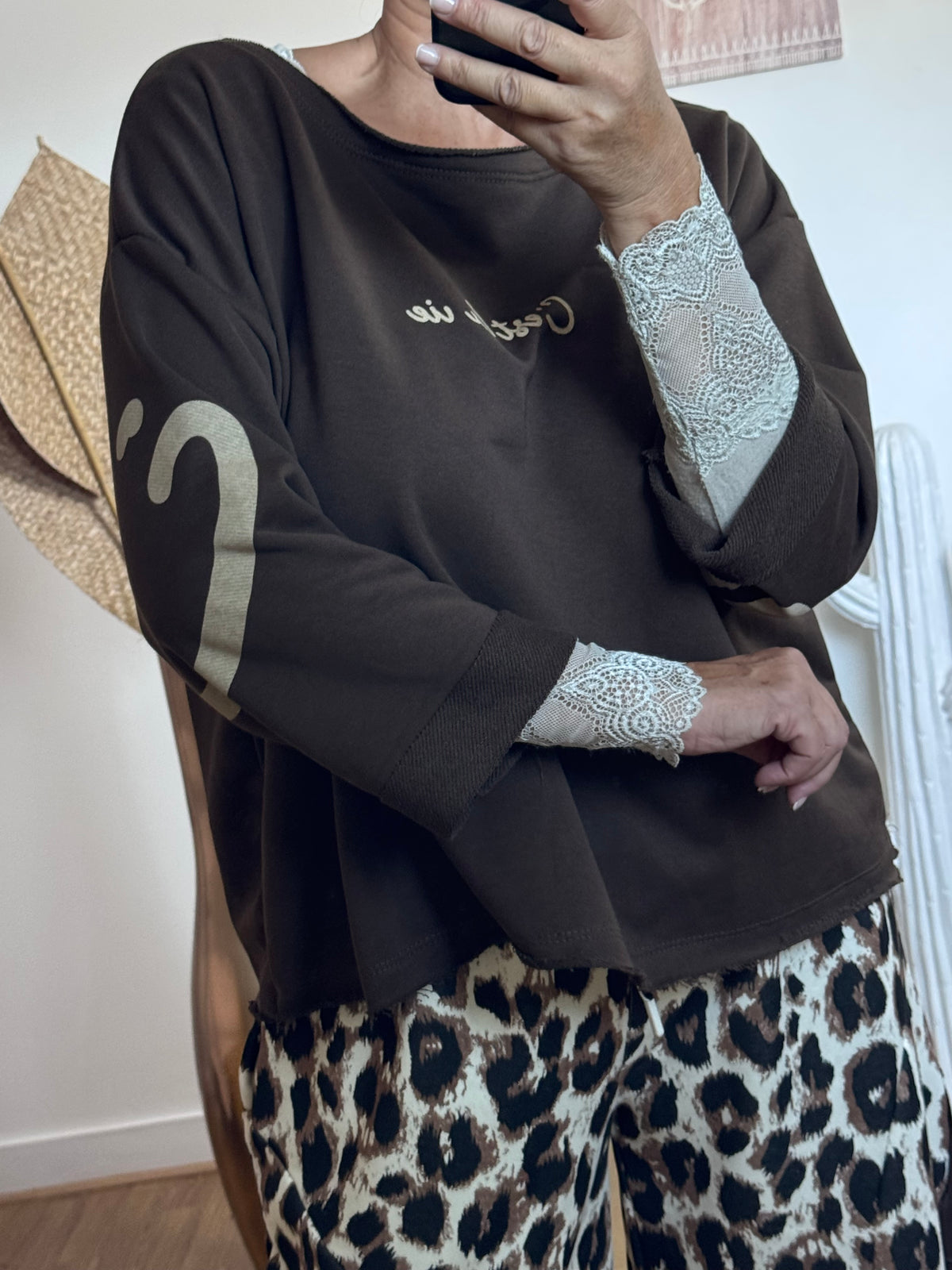 Sweat-shirt c’est la vie marron