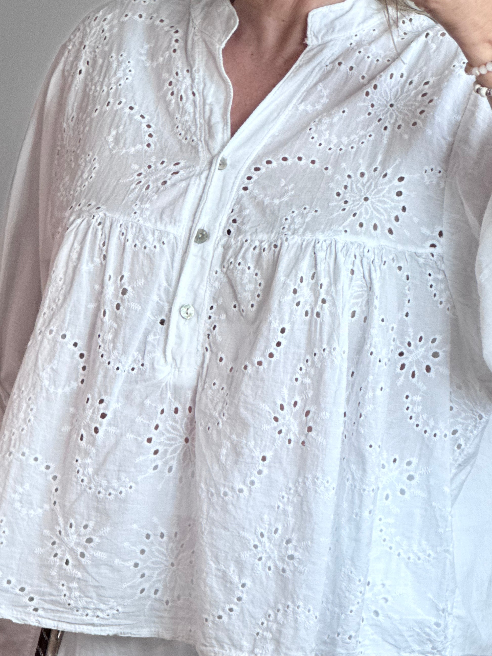 Blouse broderie blanche TU 38/48