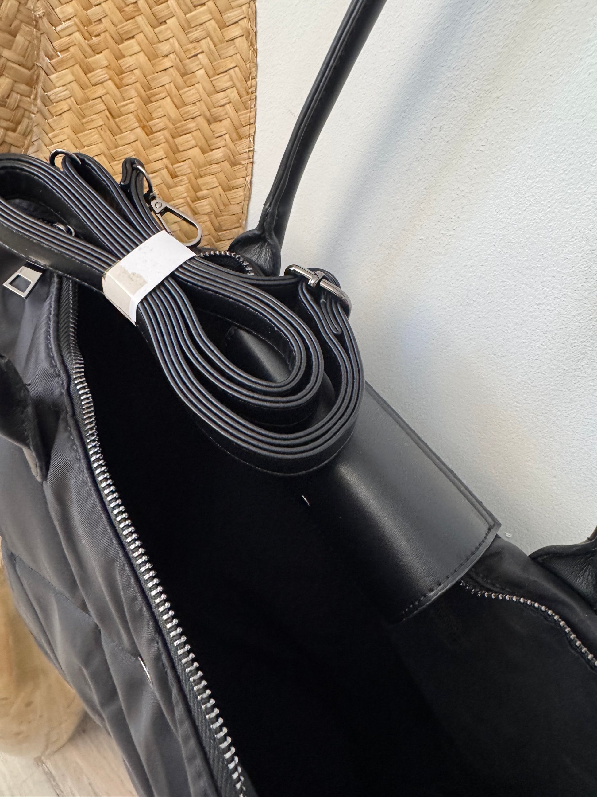 Sac noir matelassé