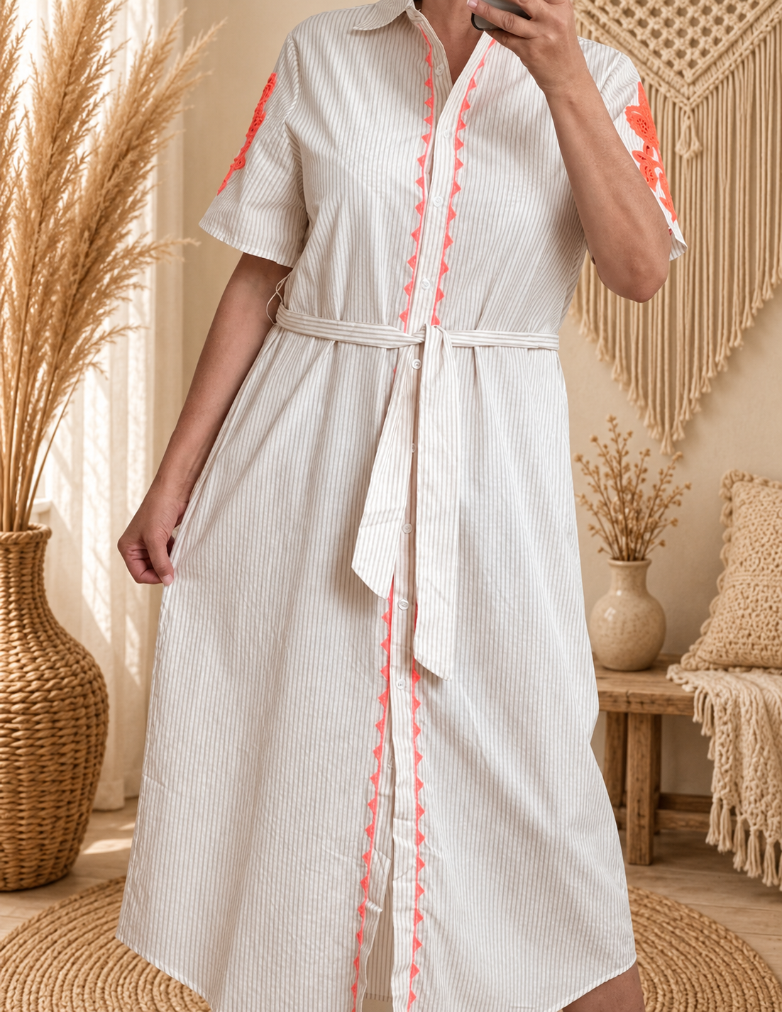 Robe rayures beige broderie