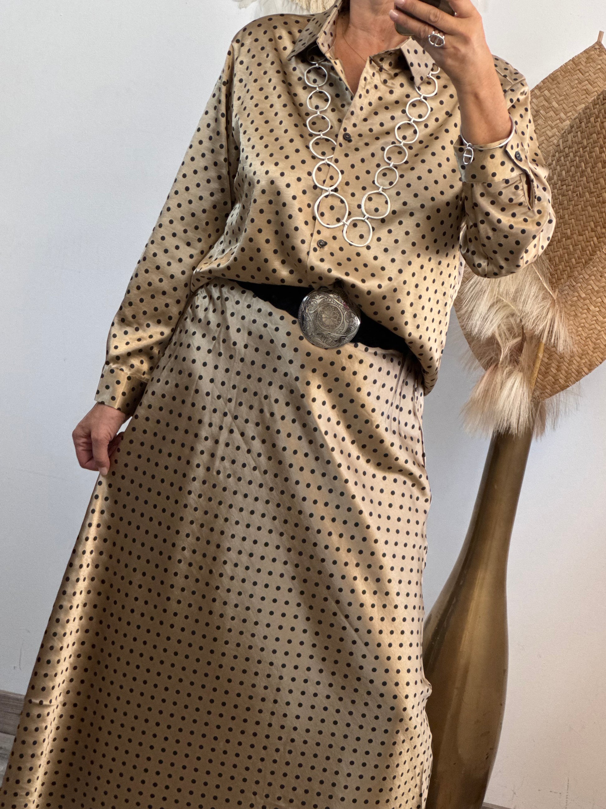 Ensemble jupe et chemise pois plusieurs tailles