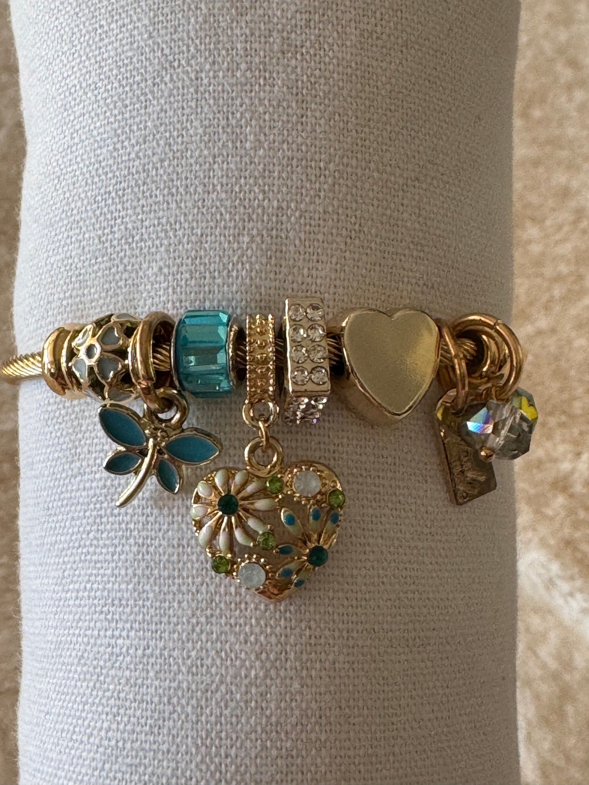 Bracelet ajustable breloques