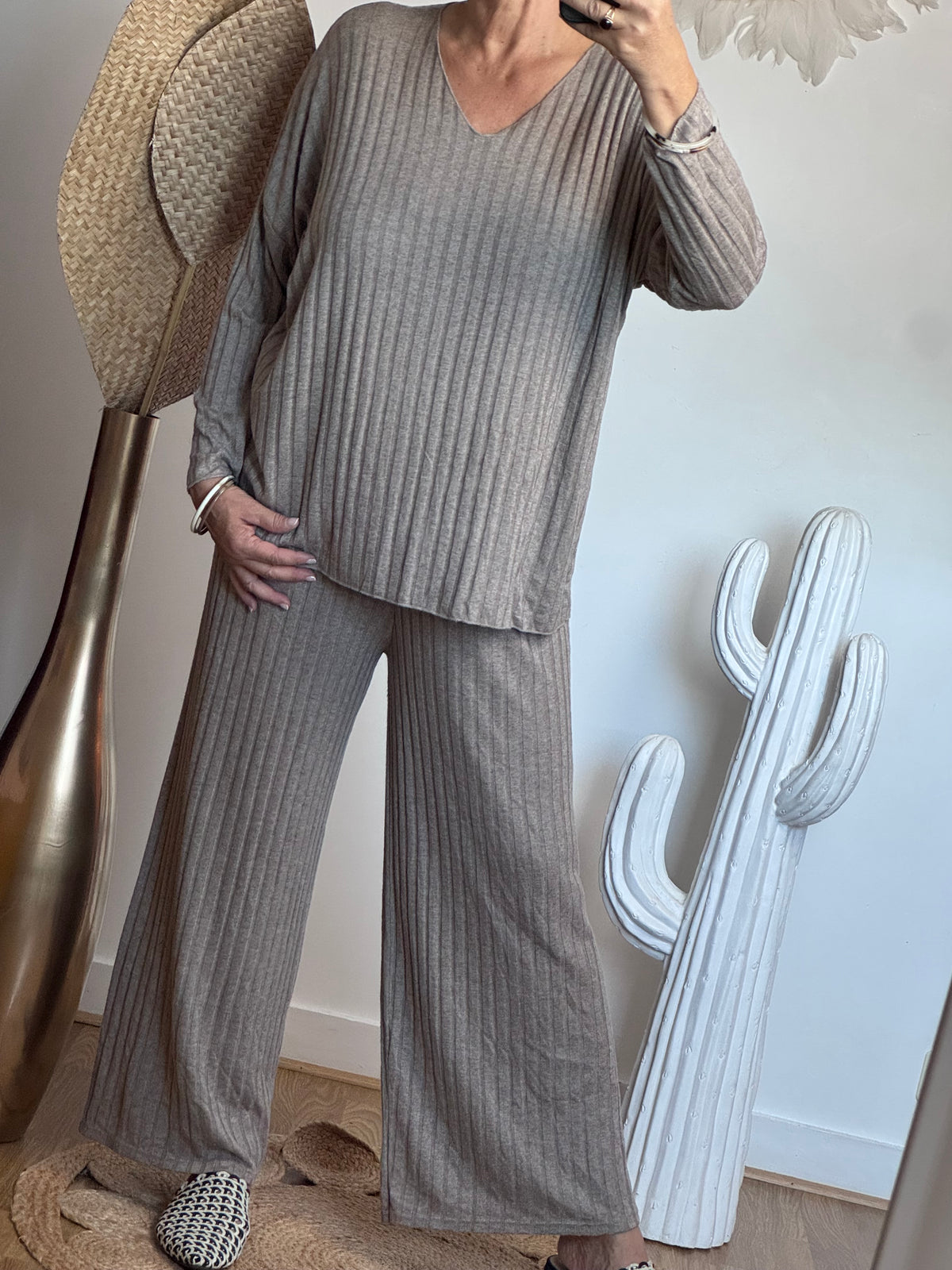 Ensemble cocooning taupe