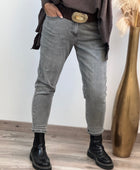 Jeans mom fit gris plusieurs tailles du 38 au 48