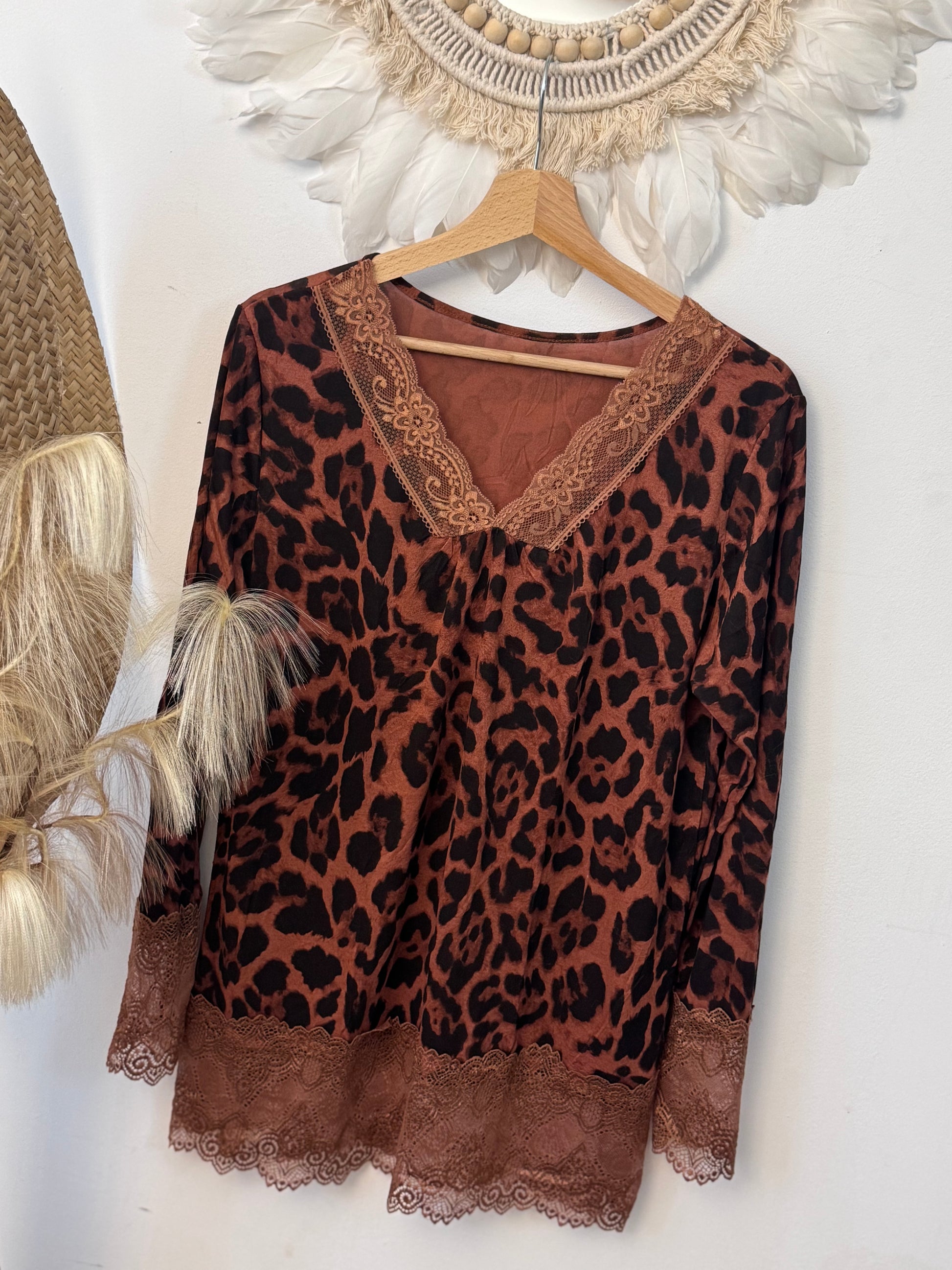 Top dentelle animal TU 40/46 et 46/50