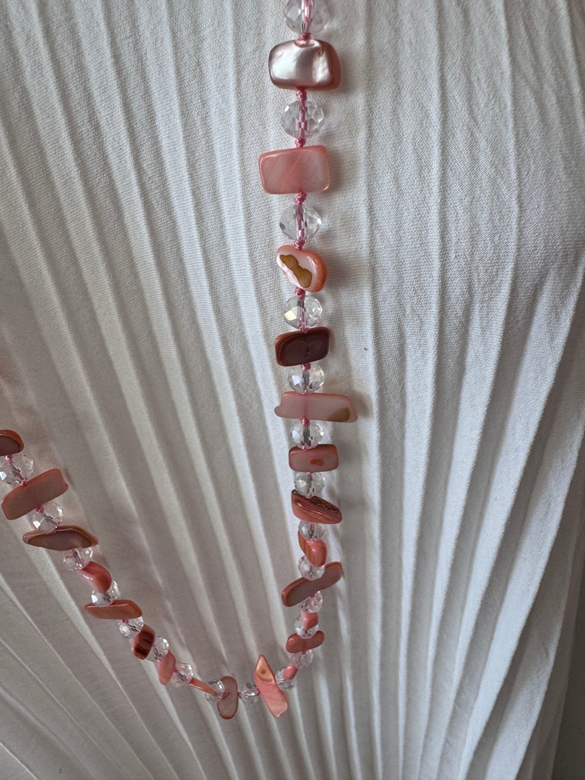 Collier perles roses et pêches