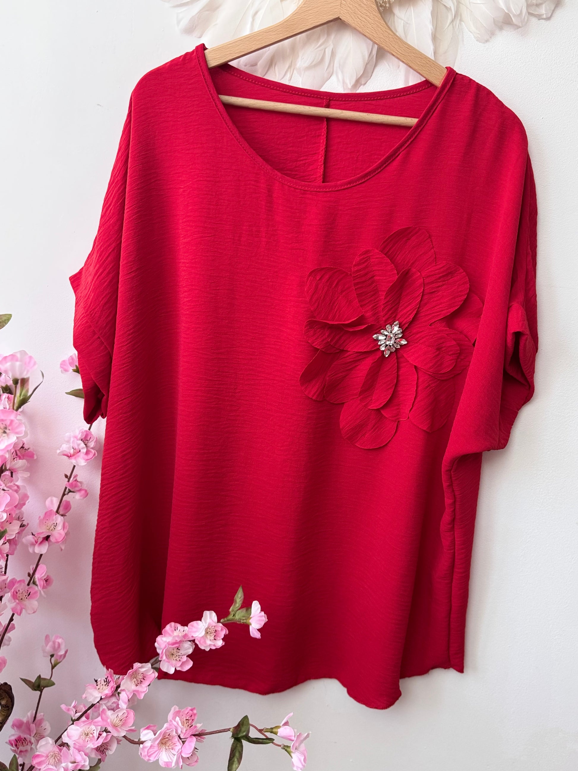 Blouse fleurs bijoux rouge vif TU 44/50