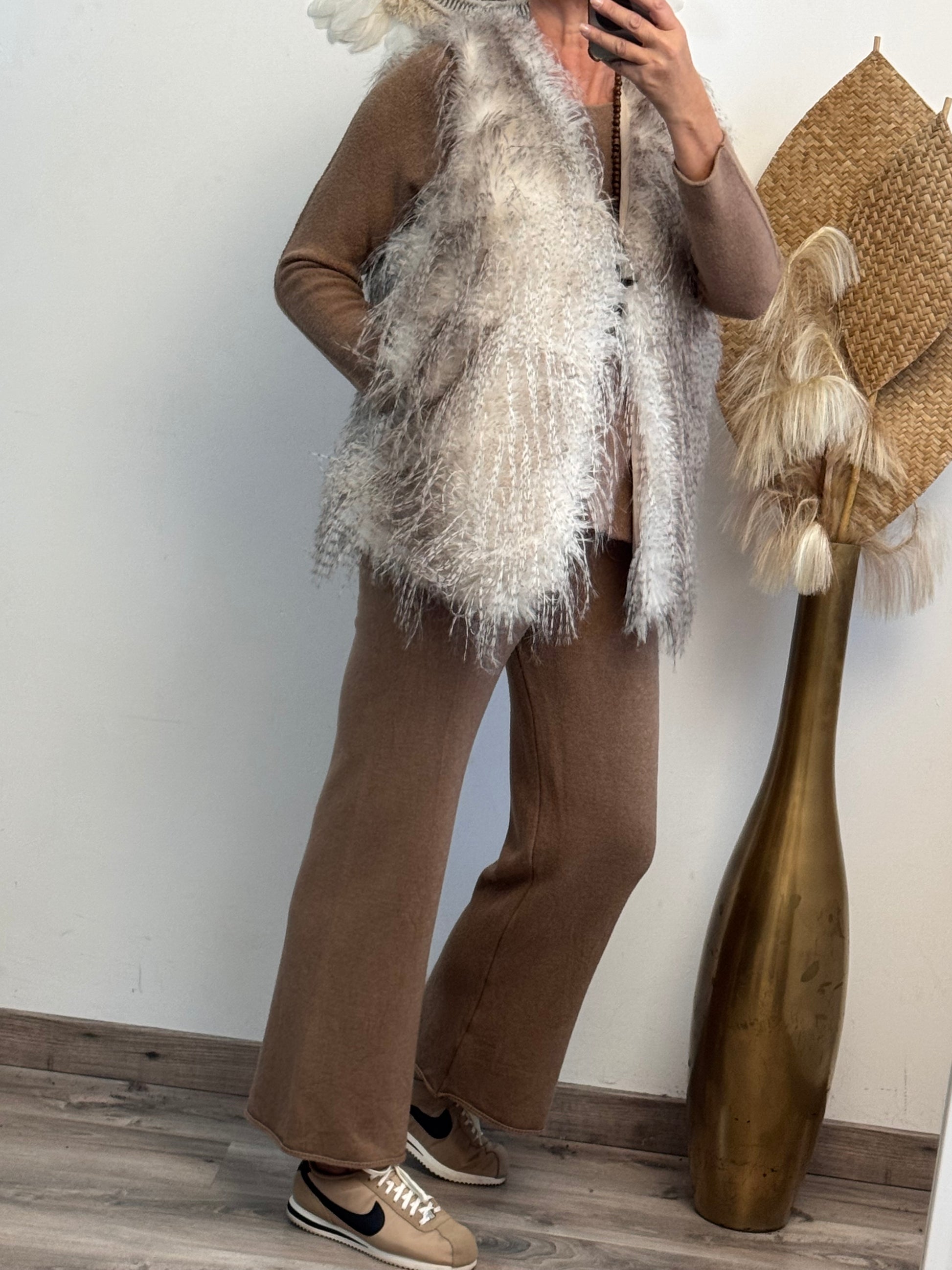 Veste sans manches fausse fourrure