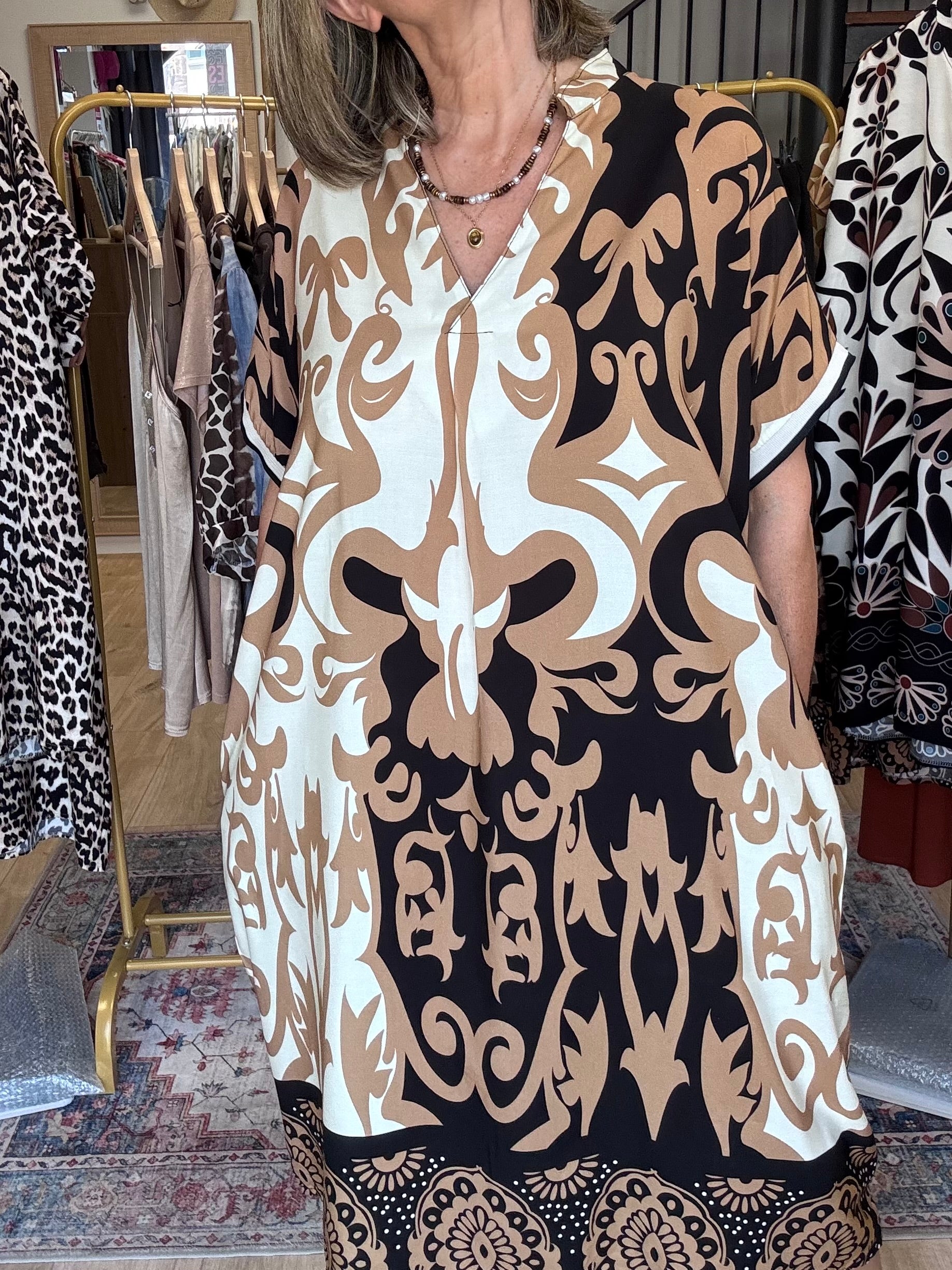 Robe fluide arabesque beige TU 40/48