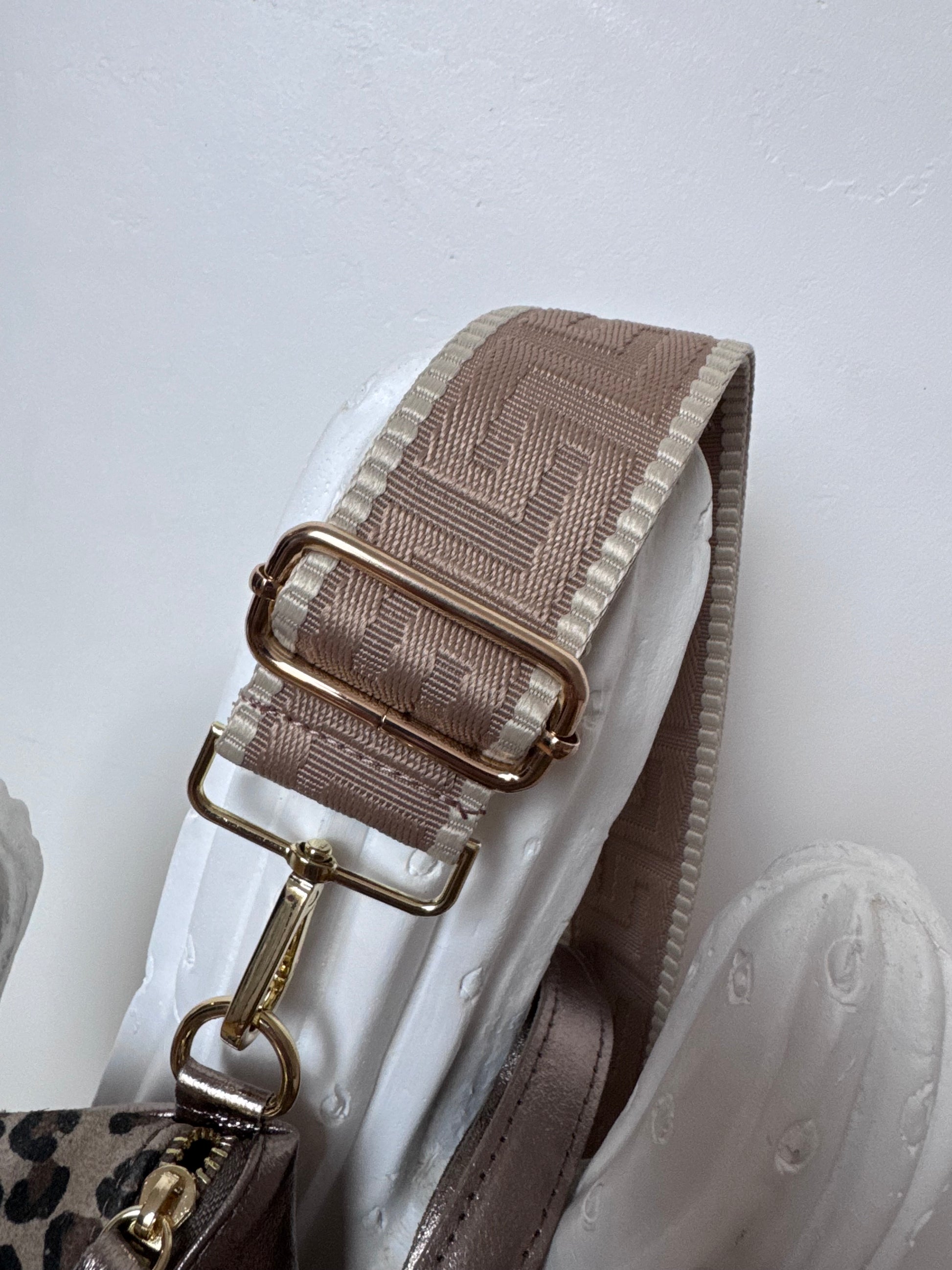 Sac banane cuir véritable Léo et irisé bronze + 2 sangles