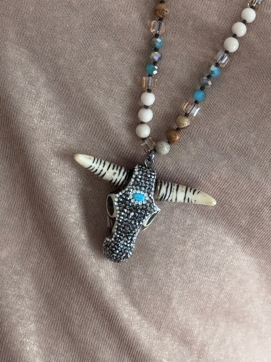 Pendentif tête de buffle