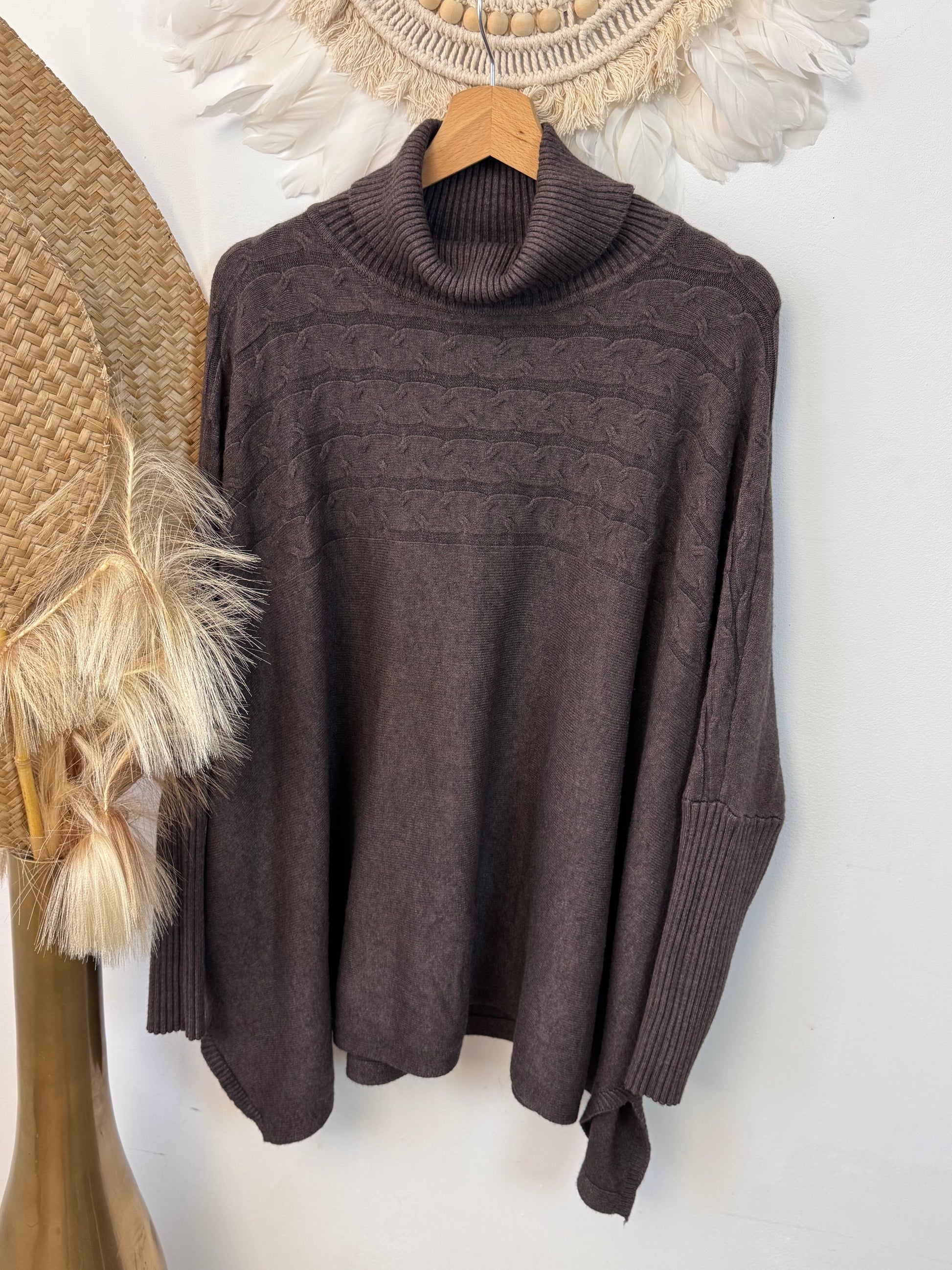 Pull col roulé marron TU 44/54