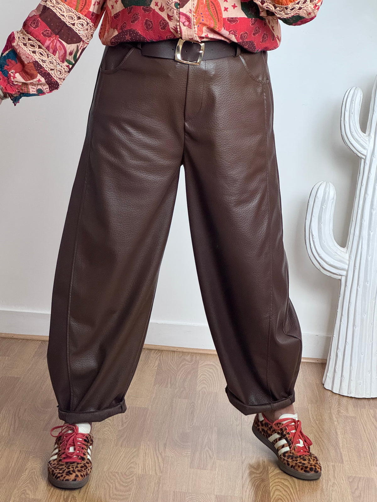 Pantalon barrel similicuir marron TU 38/46