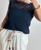 Top dentelle marine