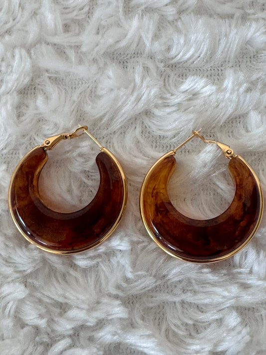 Créoles Résine Marbrée Acier Inoxydable Élégance brun